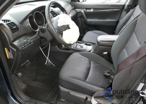 2013 Kia Sorento Lx из США, поврежденный, VIN 5XYKTDA67DG403337